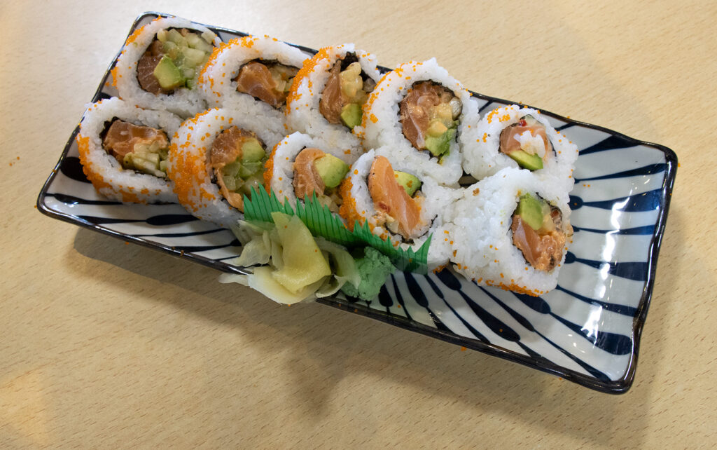 Spicy Salmon Roll